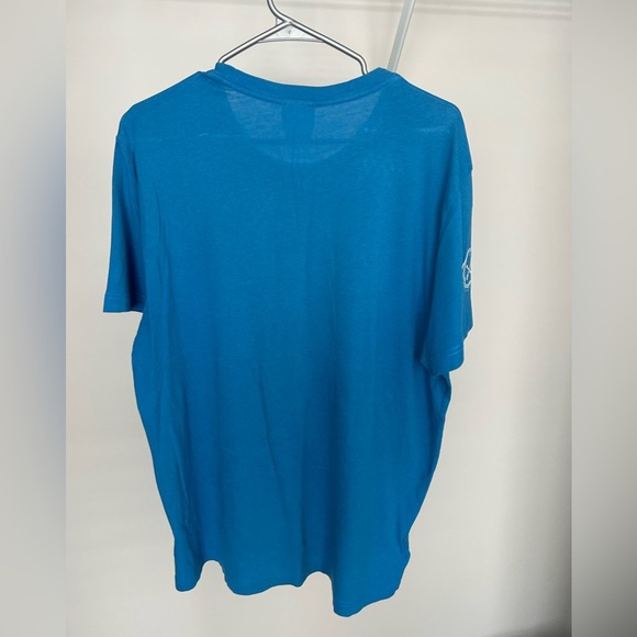 Lacoste Vibrant Blue Tee - Picture 6 of 6